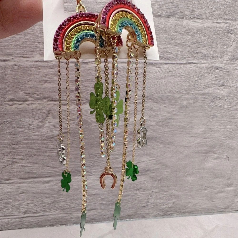 BETSEY JOHNSON Lucky Rainbow Waterfall Earrings NWT
